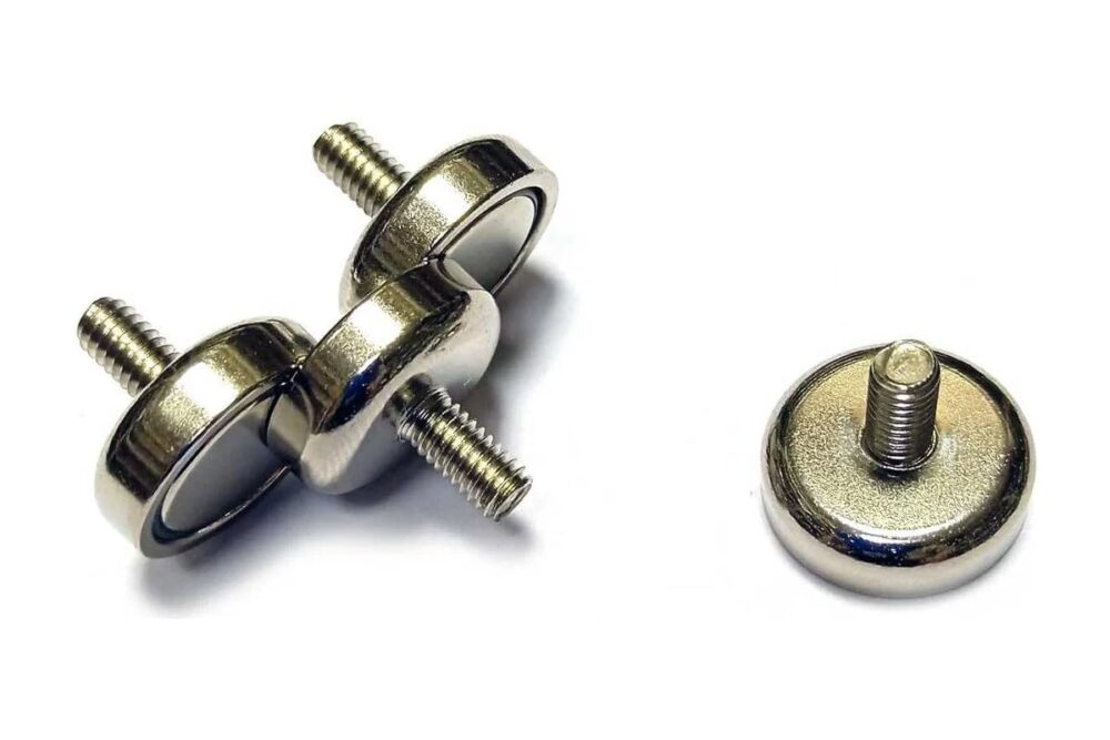 Base Magnética de Neodimio con Vástago Roscado C16 (M6)